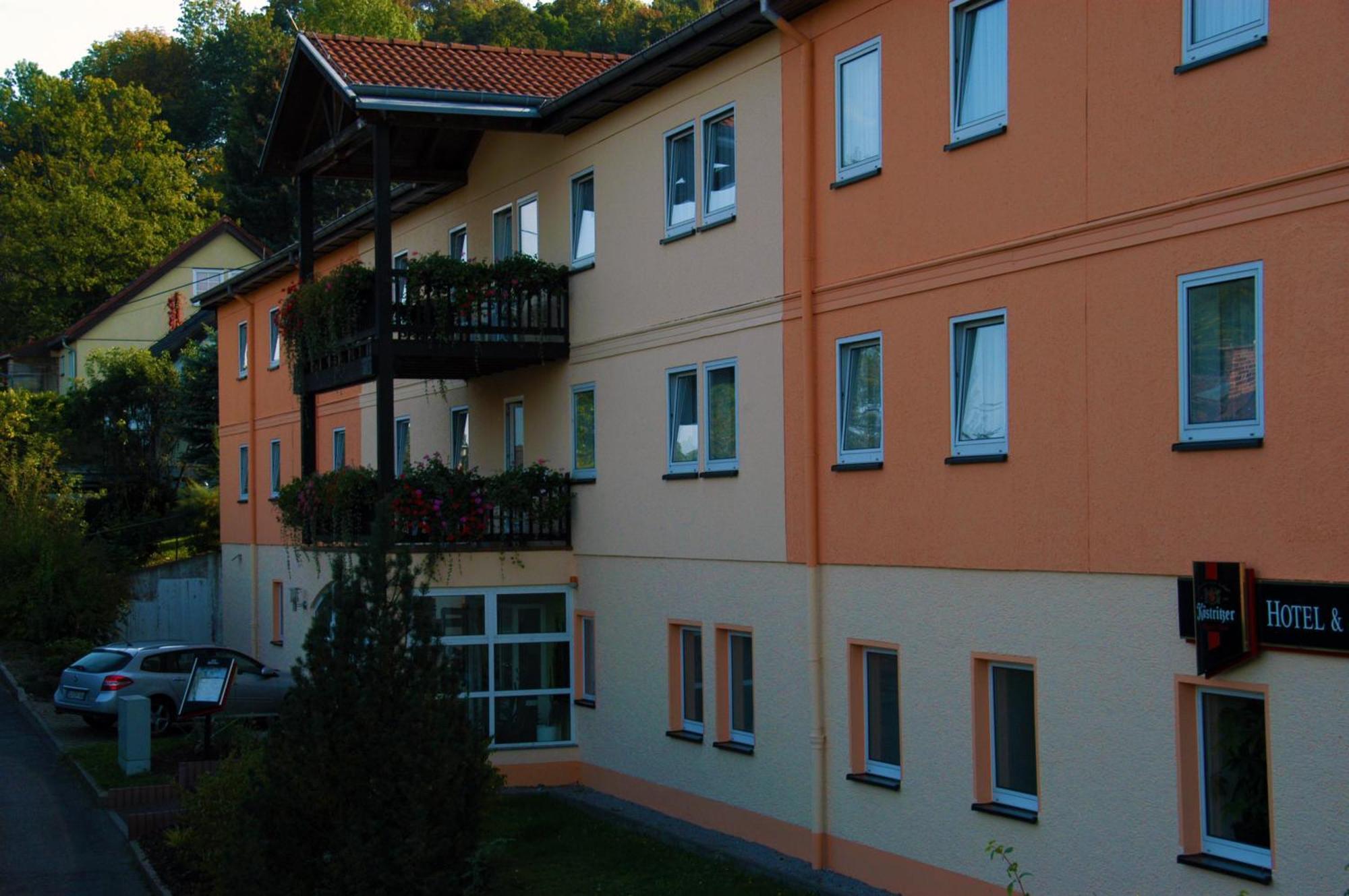 Hotel Asterra Saalfeld Saale Exterior photo